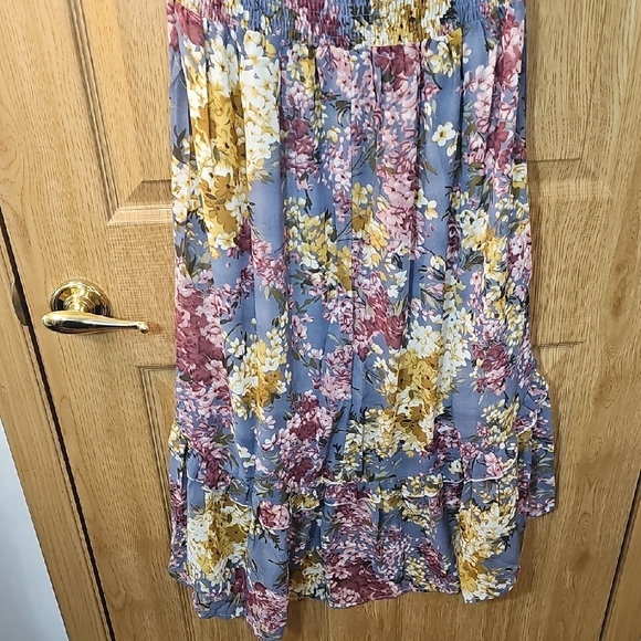 Floral Off-Shoulder Dress - Picture 11 of 11